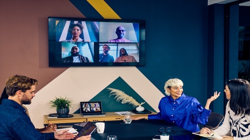 Hybrid Learning In The Workplace: Definition, Benefits, And Implementation